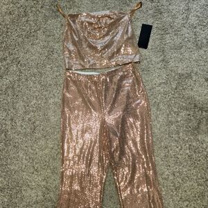 Bebe Rose Gold Sequin Set – Crop Top & Pants – NWT – Size Large Glamorous & Sexy